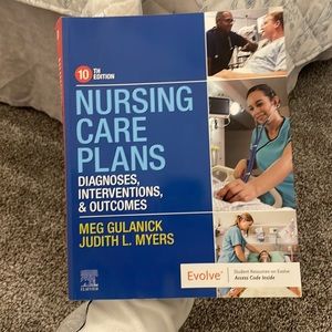 Nursing Care Plans : Diagnoses, Interventions, and Outcomes (Edition 10)